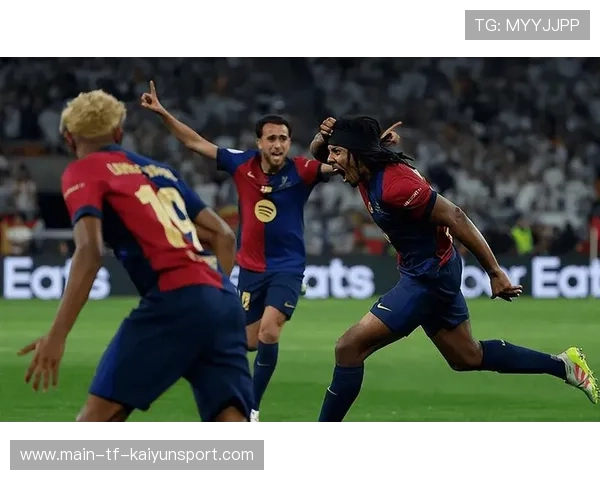 孔德正常参加巴萨合练，拉菲尼亚因右内收肌不适缺席