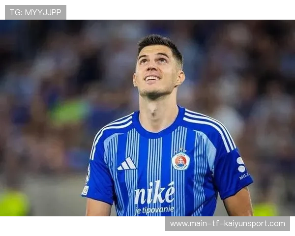 浙江队托利奇训练首秀，外脚背斜塞穿透防线